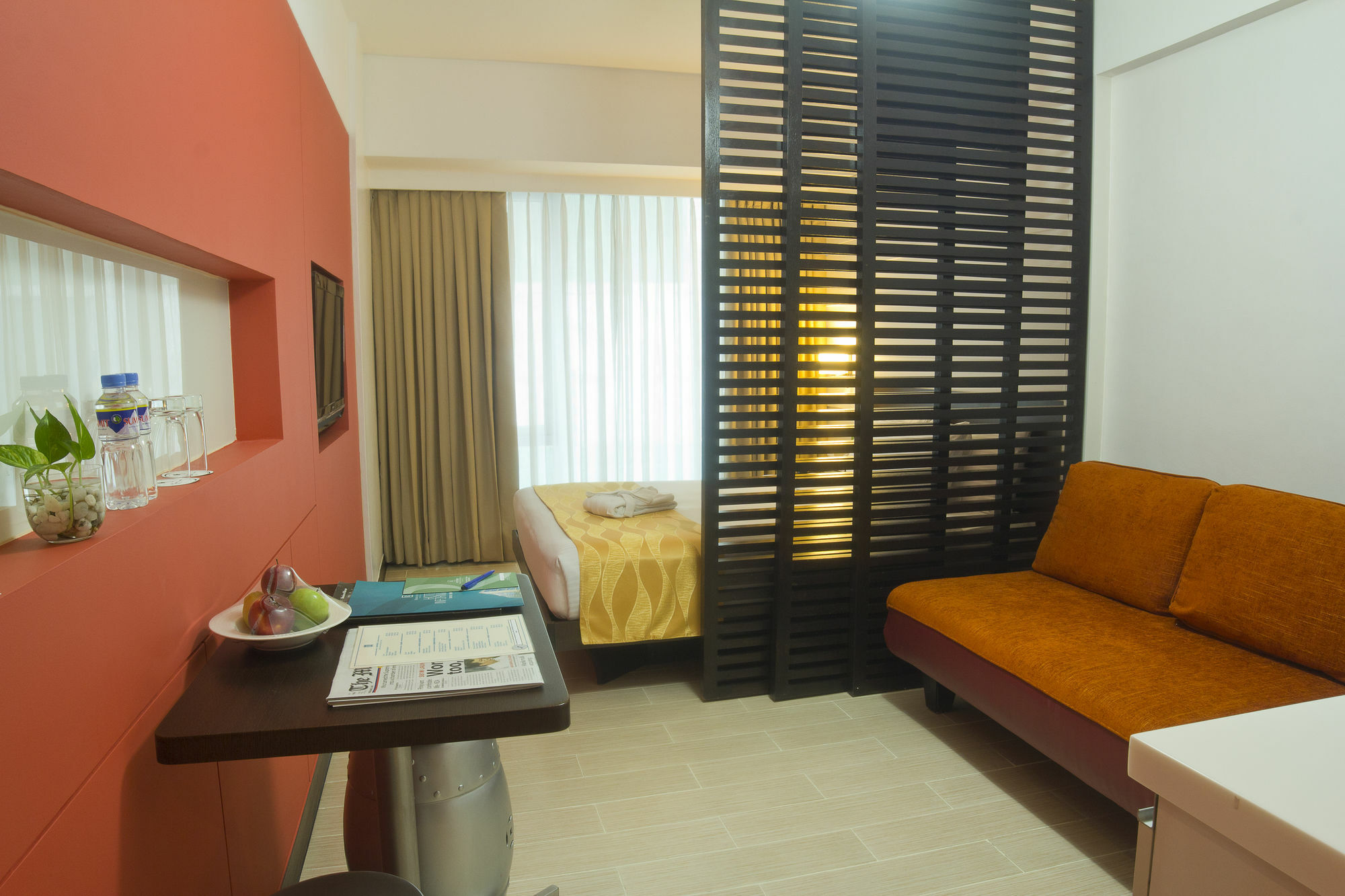 Holiday Inn Express Manila Newport City, An Ihg Hotel Exterior photo